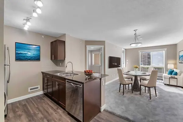 10 Kincora Glen PARK NW #312, Calgary, AB T3R0C1