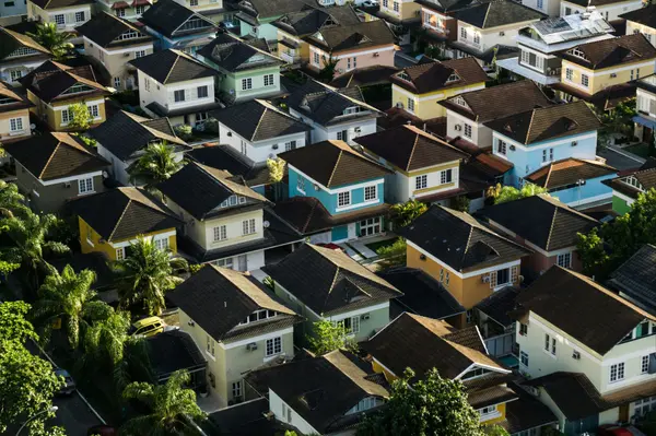 Understanding Market Trends and Home Prices