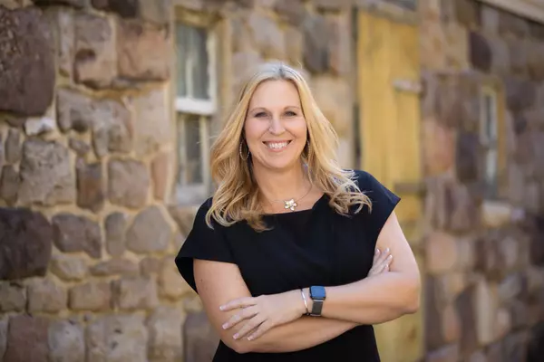 Who’s the Best Realtor for You? Emily Goodling