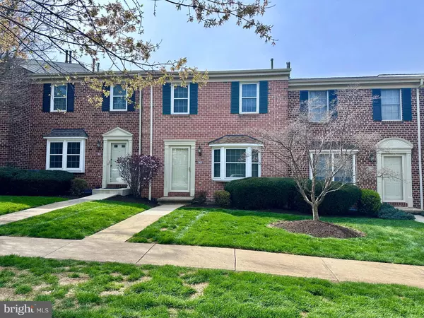 503 CHAMBERS RDG, York, PA 17402