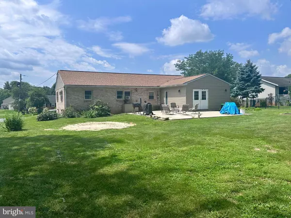 727 SHARON DR, Mount Joy, PA 17552