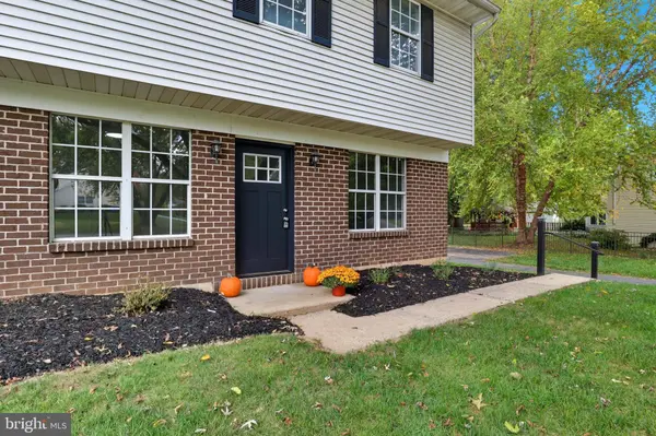 4119 GREYWOOD DR, York, PA 17402