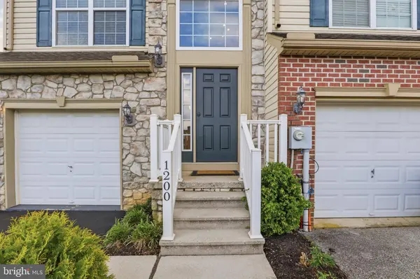 1200 KNOB RUN RUN, York, PA 17408