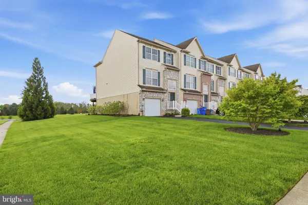 1200 KNOB RUN RUN, York, PA 17408