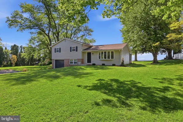 664 SHULTZ RD, Washington Boro, PA 17582