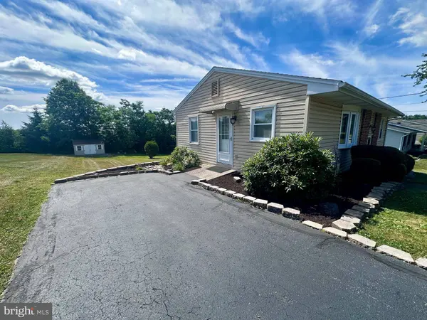7823 AVONDALE TER, Harrisburg, PA 17112