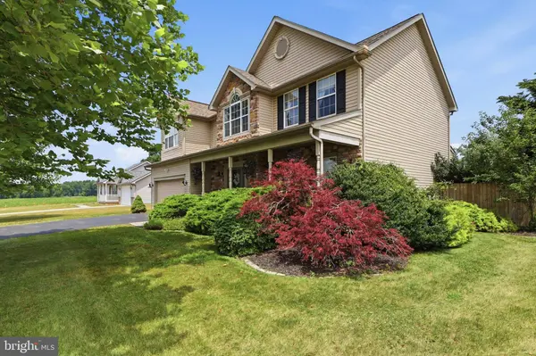 235 N ALLWOOD DR, Hanover, PA 17331