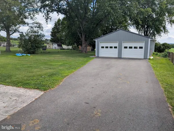 179 BLUESTONE RD, York, PA 17406