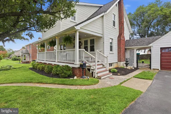 2042 W STANTON ST, York, PA 17404