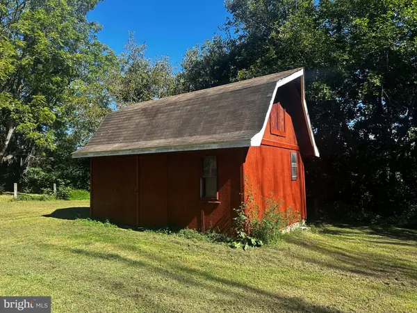 5066 HILLCLIMB RD, Spring Grove, PA 17362