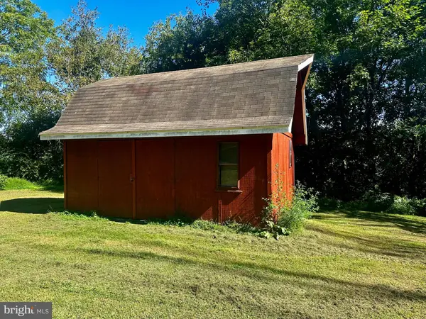 5066 HILLCLIMB RD, Spring Grove, PA 17362