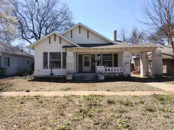 220 E Kansas, Walters, OK 73572