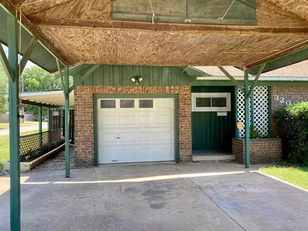 320 N C, Duncan, OK 73533