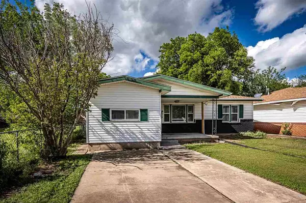 1209 NW Bessie Ave, Lawton, OK 73501