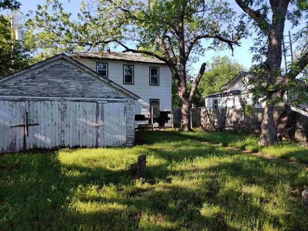 314 NW Columbia Ave, Lawton, OK 73507