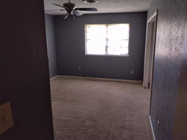 1632 NW 48th, Lawton, OK 73505