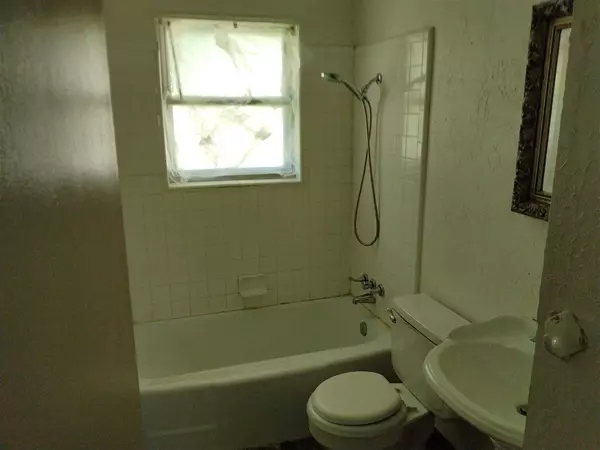 1632 NW 48th, Lawton, OK 73505