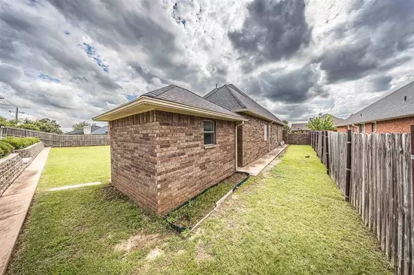 813 NW 76th, Lawton, OK 73505