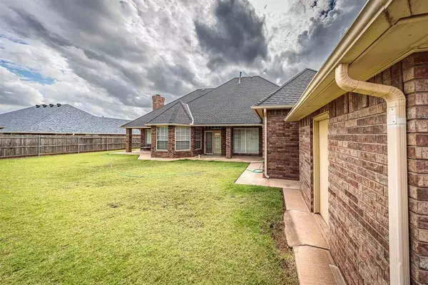 813 NW 76th, Lawton, OK 73505