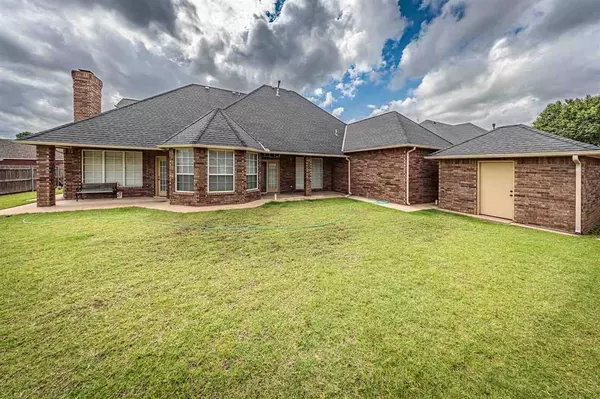 813 NW 76th, Lawton, OK 73505