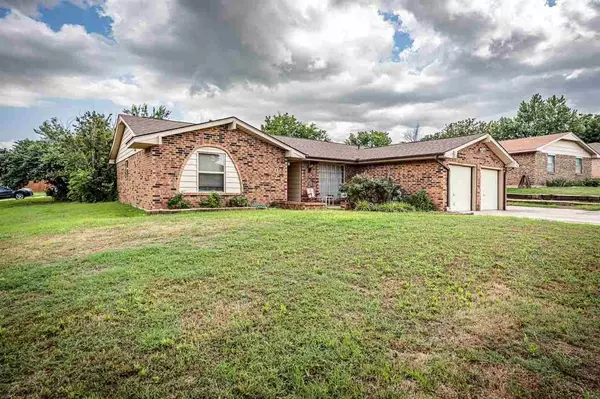 7502 NW Welco Ave, Lawton, OK 73505