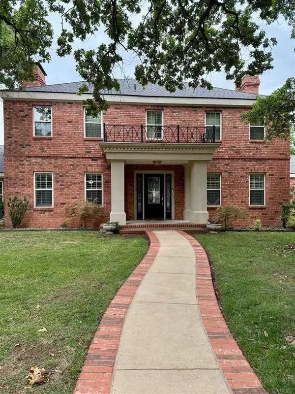 2518 Wildwood Pl, Duncan, OK 73533