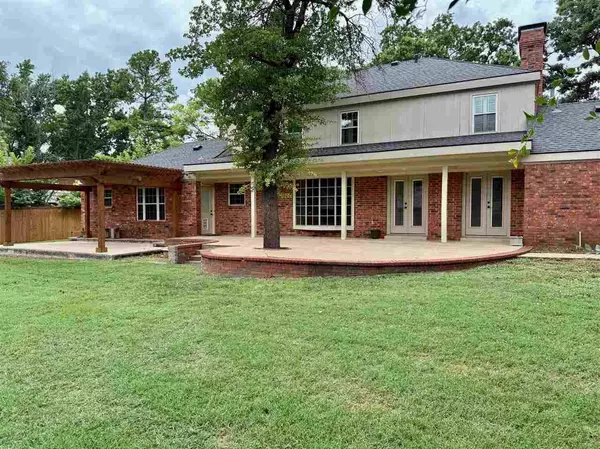 2518 Wildwood Pl, Duncan, OK 73533