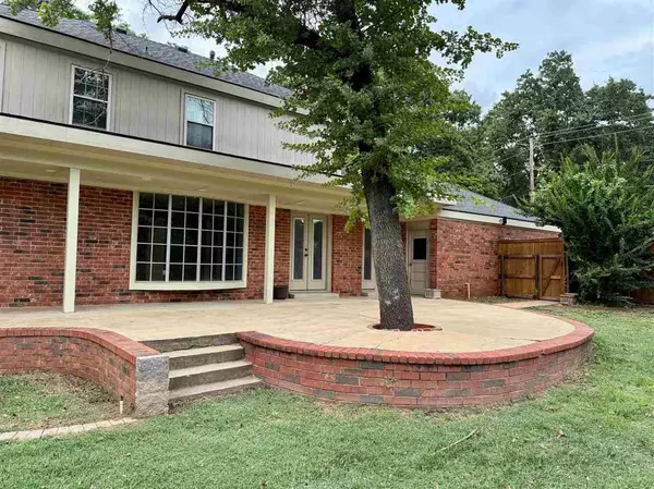 2518 Wildwood Pl, Duncan, OK 73533