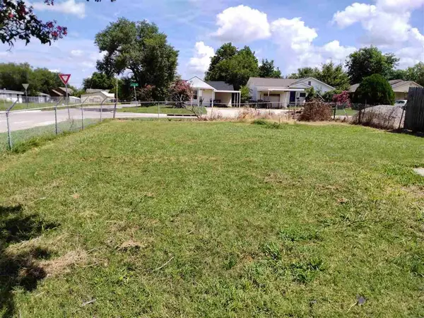 302 SW 20th, Lawton, OK 73501