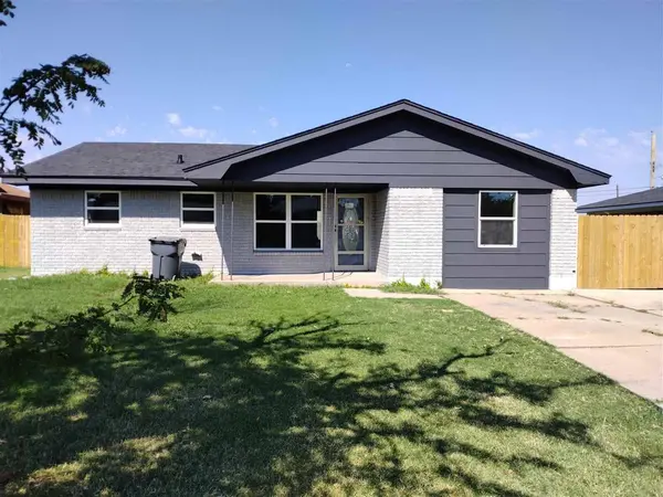 1420 NW 50th St, Lawton, OK 73505