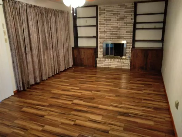 1424 NW 50th St, Lawton, OK 73501