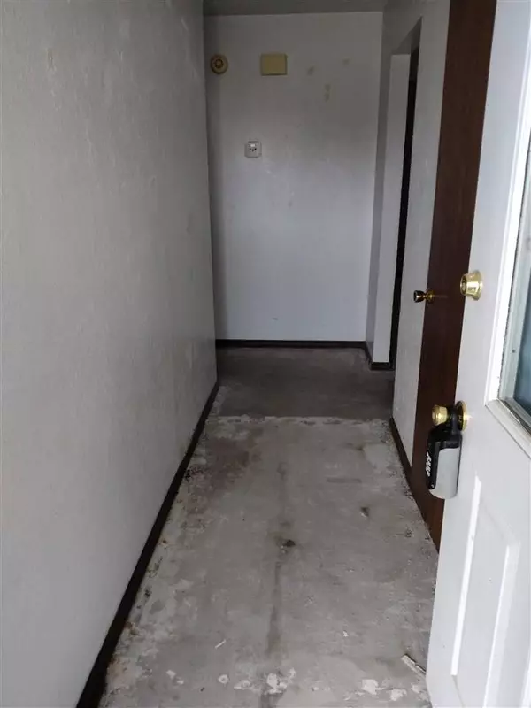 6404 SW Glenhaven Ave, Lawton, OK 73505