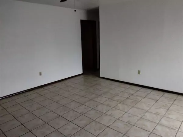 409 NE 27th, Lawton, OK 73507