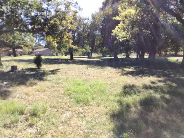 912 NW Apache, Lawton, OK 73507