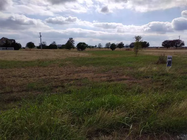 31 SE Prairie View Ln, Geronimo, OK 73543