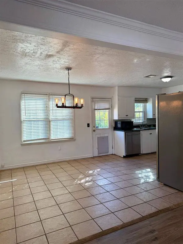 1902 W Randall Ave, Duncan, OK 73533