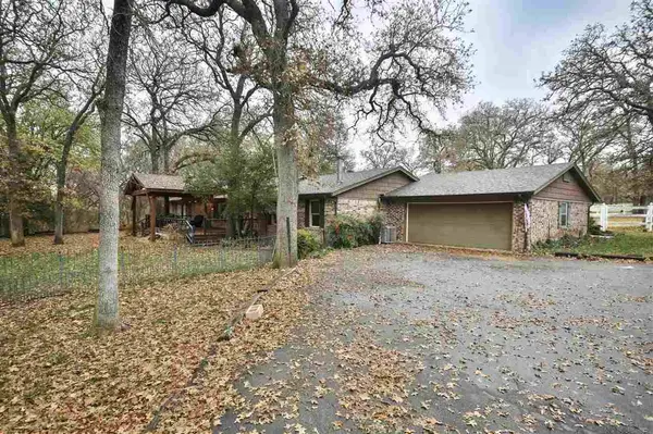 520 Walnut Hill, Duncan, OK 73533