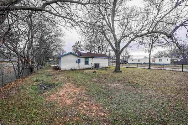 1515 SW H Ave, Lawton, OK 73501