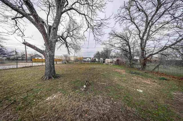 1515 SW H Ave, Lawton, OK 73501