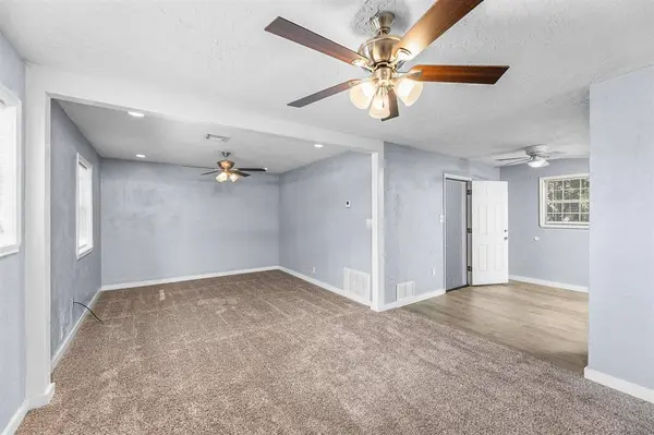 910 SW Crestview, Lawton, OK 73505