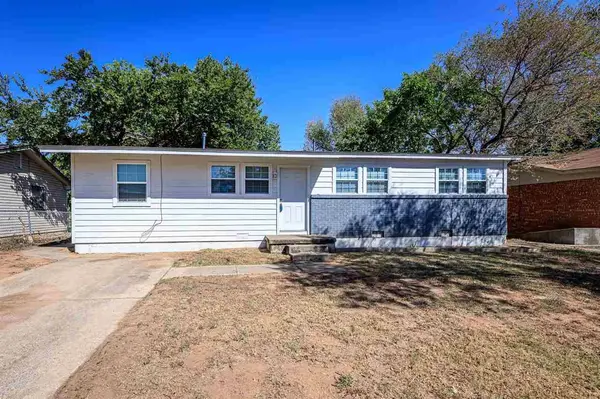 910 SW Crestview, Lawton, OK 73505