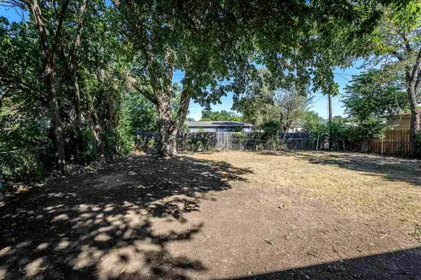 910 SW Crestview, Lawton, OK 73505