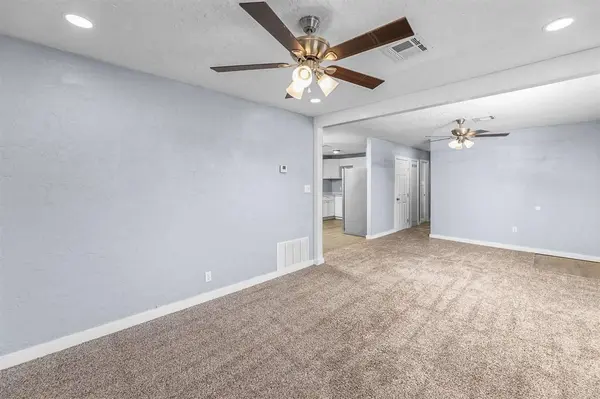 910 SW Crestview, Lawton, OK 73505