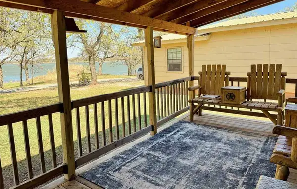 6424 N Shore, Marlow, OK 73055