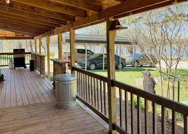 6424 N Shore, Marlow, OK 73055