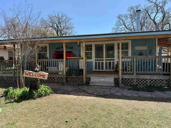 6424 N Shore, Marlow, OK 73055