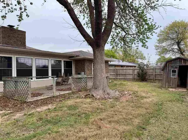 2110 W Amhurst Ave, Duncan, OK 73533