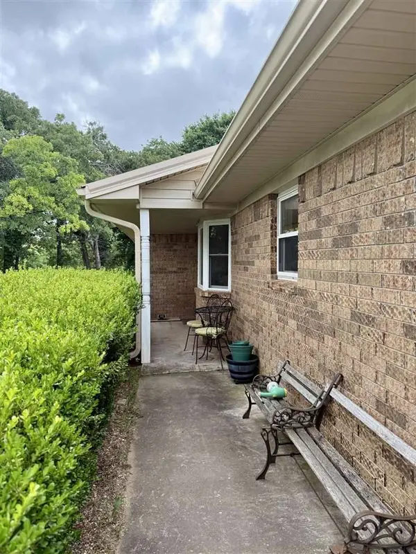 281079 E 1660 Rd, Marlow, OK 73055
