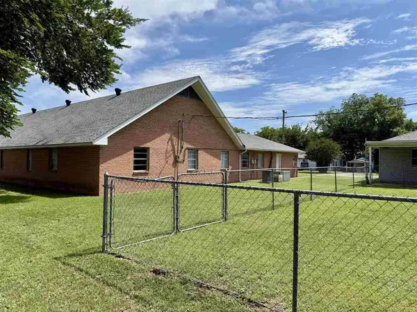 900 Garfield, Ryan, OK 73565