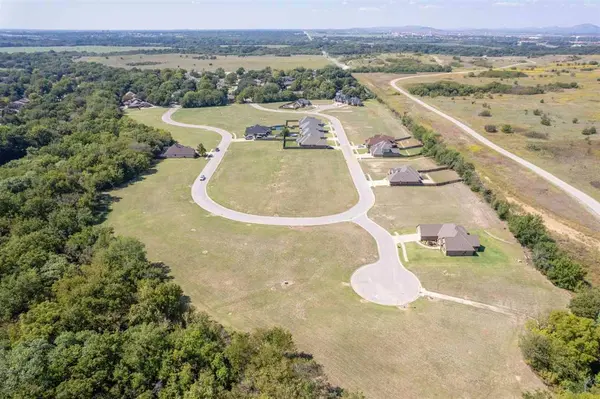 3129 Brentwood Dr, Lawton, OK 73507
